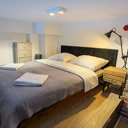 Apartament Loft Studio Airport Blisko Lotniska Zarembowicza Lotnisko Breslávia Exterior foto